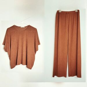 Zara Rustic Layered T-shirt & Straight-Leg Trousers In The Color Russet. Size M